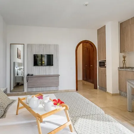 Klayman Olivina Apartmanhotel Los Cristianos