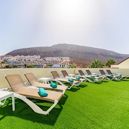 Klayman Olivina Aparthotel