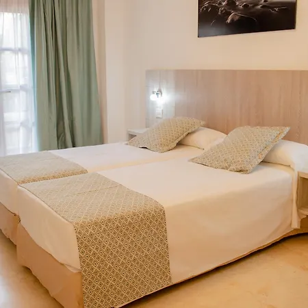 Hotel apartamentowy Klayman Olivina